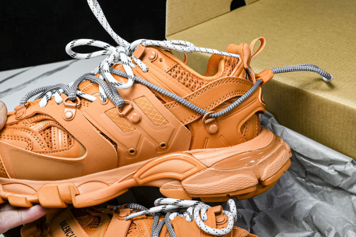 BL TRACK -COPSHOE BL -Track 02