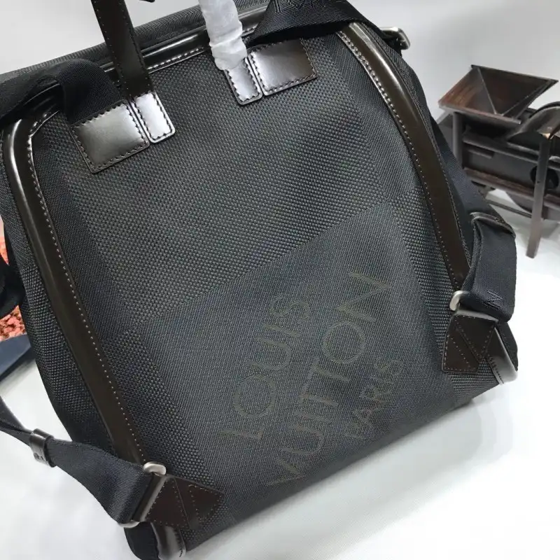 LV Bags 19B5790028