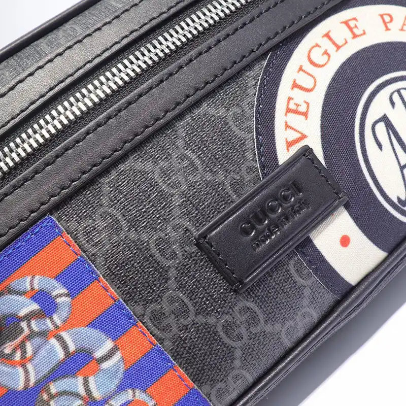 G*u*i belt bags 19gm0017