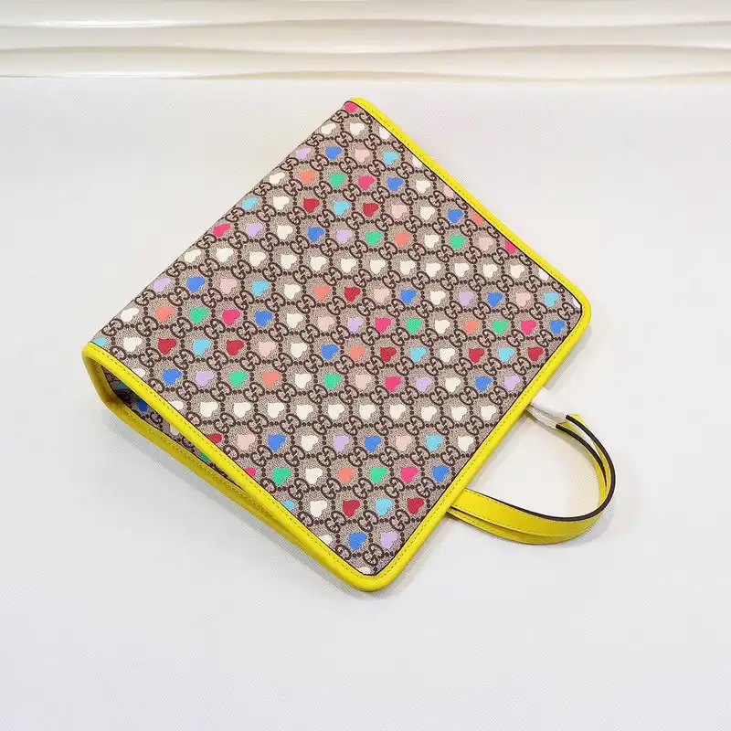 G*u*i bags 205b570018