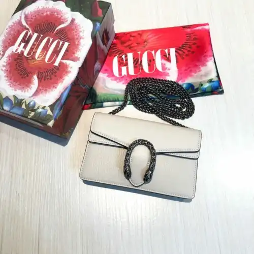 G*u*i bags 20guc0018