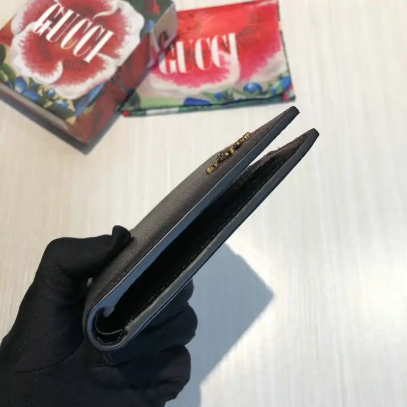 G*u*i bags 20guc0044