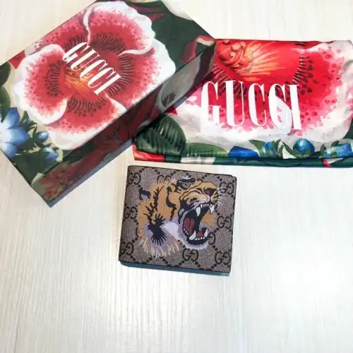 G*u*i bags 20guc0066