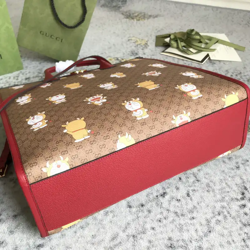 G*u*i bags 2104dj0022