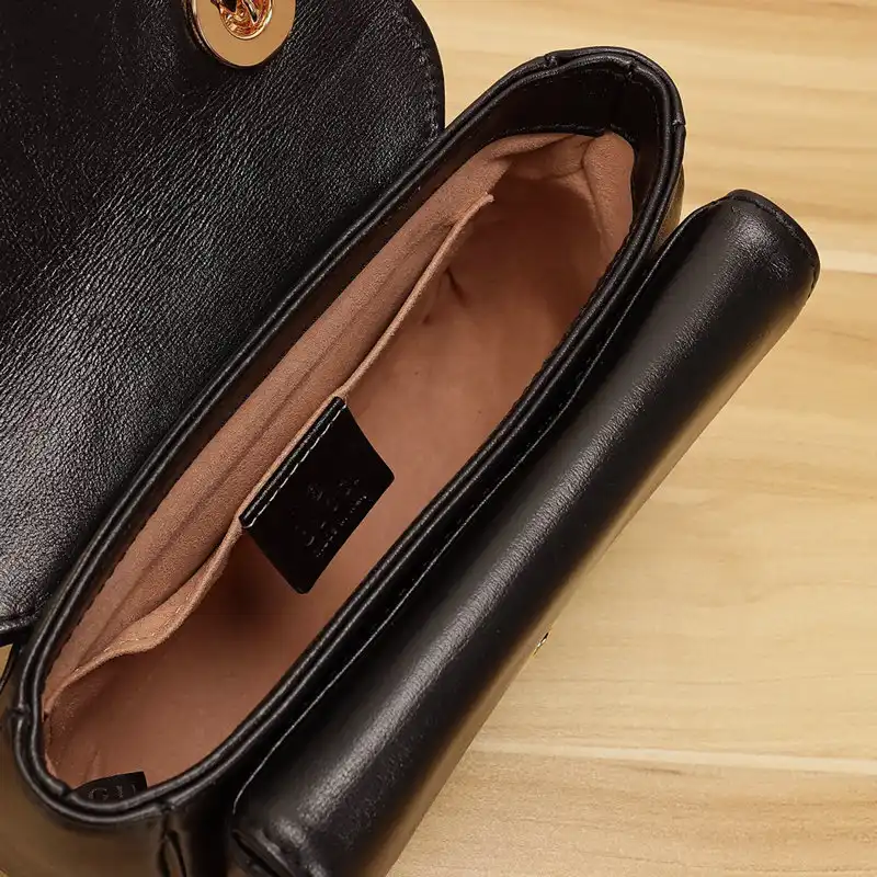 G*u*i bags 2104dj0080