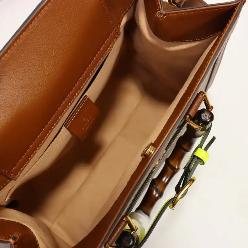 G*u*i s bags 2108dj0081