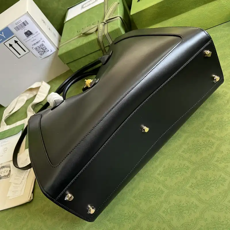 G*u*i bag 2112ya0049