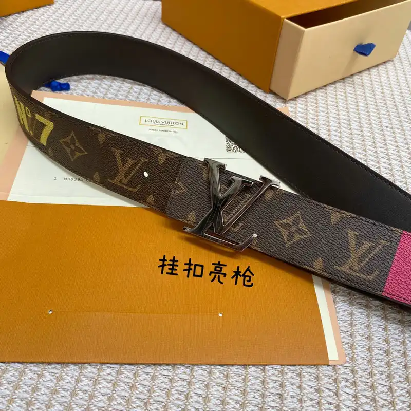 LV Belts 2204XA0163