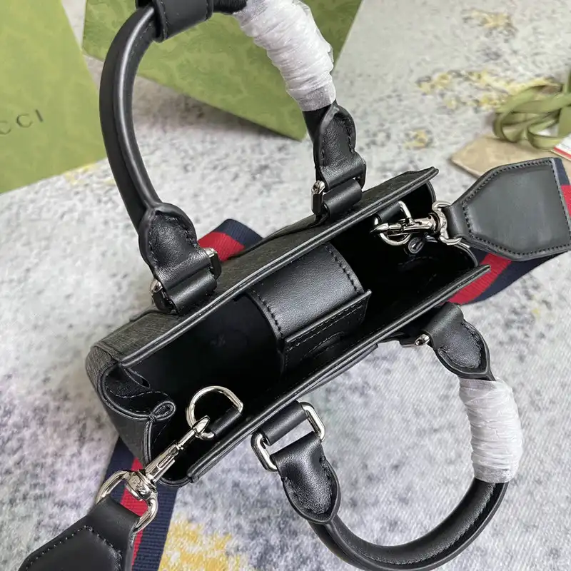 G*u*i bag 2208dj0037