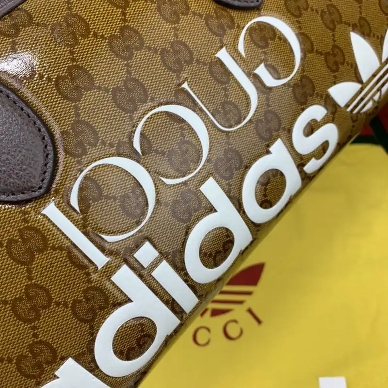 G*u*i bag 2210ya0144