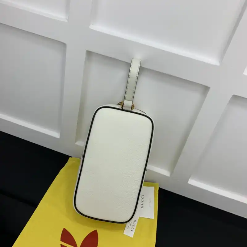 G*u*i bag 2210ya0162