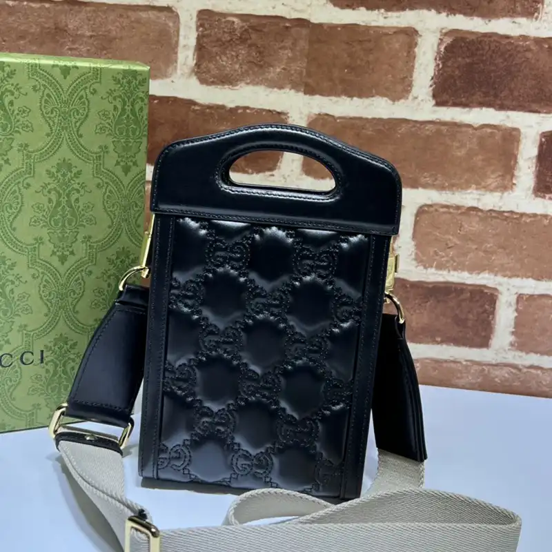 G*u*i bag 2212ya0027