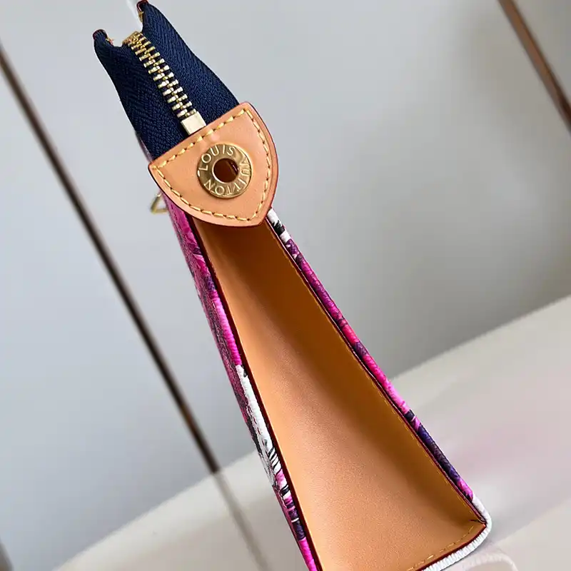 G*u*i bags 2407ya0022