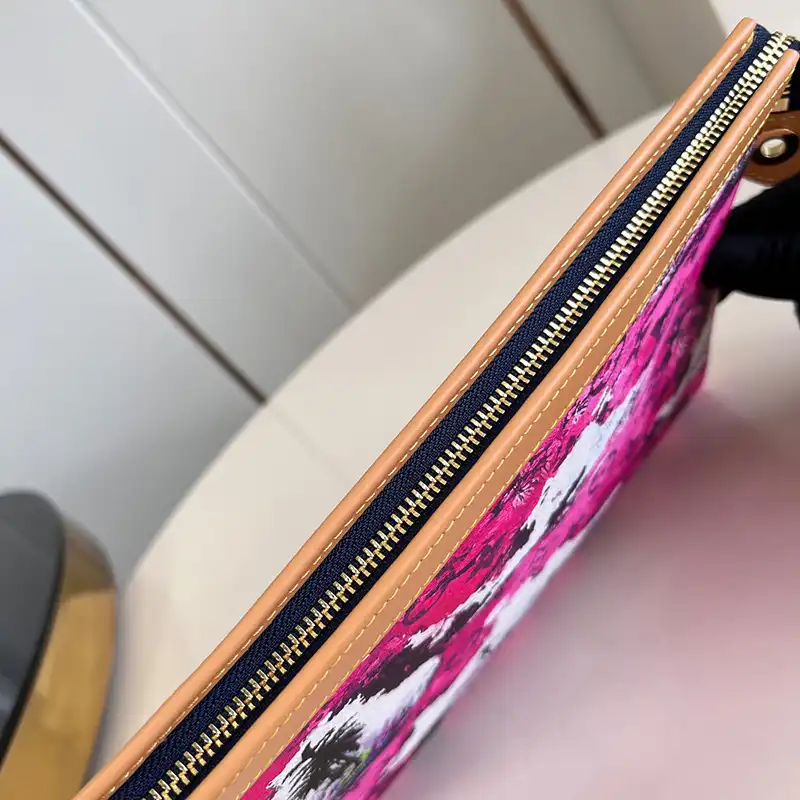 G*u*i bags 2407ya0022