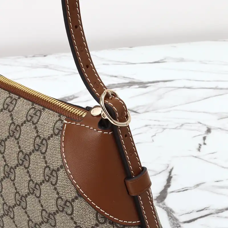 G*u*i bags 2409ya0026