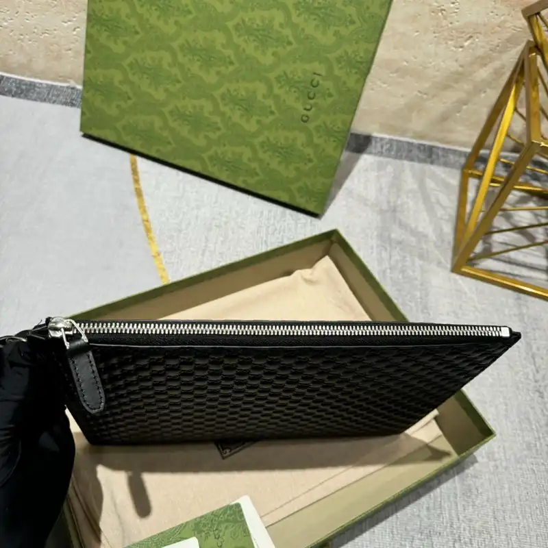 G*u*i bags 2409ya0042