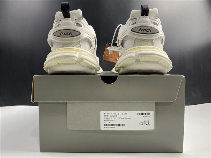 BLCG Track White Black 542023 W3AC1 FreshLook 4515