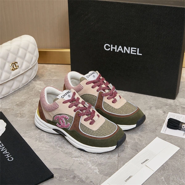 Packable Chanal Sneakers 2195
