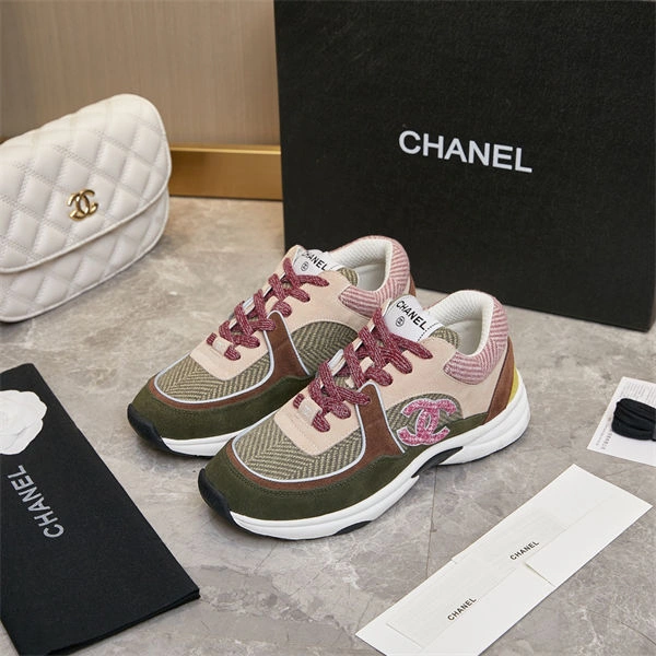 Packable Chanal Sneakers 2195