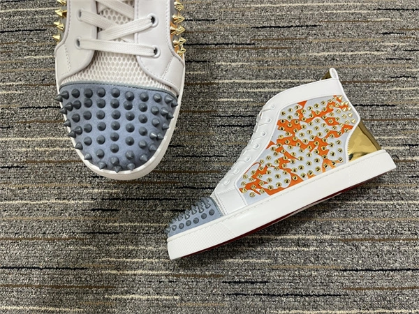 Christian Louboutin Compact 2673