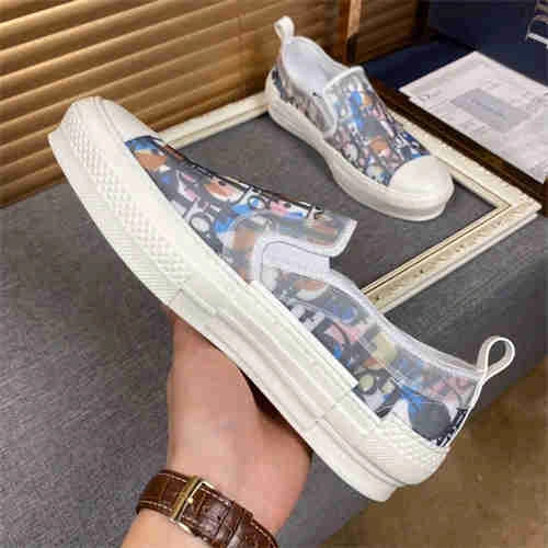 WellDesigned DR Sneaker 1179