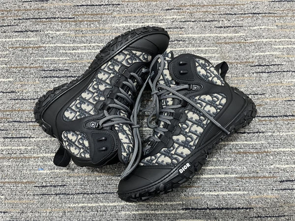 UrbanStyle Dior B 1359