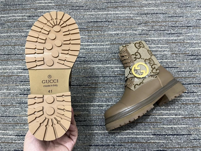 lightweight G*u*i boot women 526