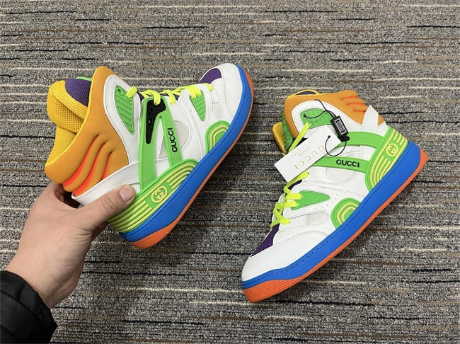 G*u*i high top sneaker sleek 205