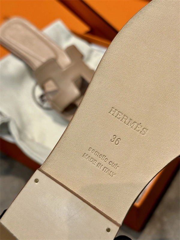 H Slipper Compact 2369