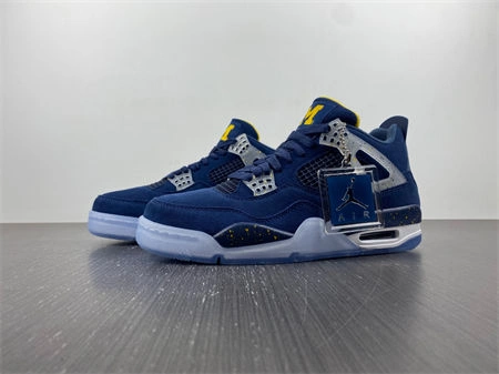 Jordan 4 Retro Michigan AJ4- Soft 3938