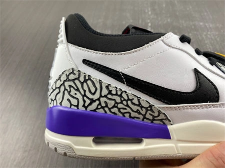 Youthful Jordan Legacy 312 Low Lakers CD7069- 4198