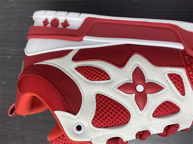 Modern Louis Vuitton 1749