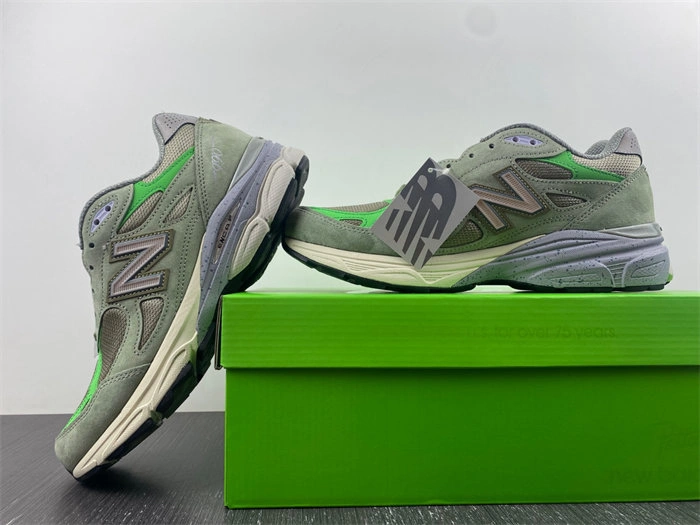 New Balance 990v3 Patta Keep Your Family Close M990PP Snug 5837