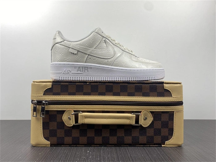 Lightweight Nike Air Force 1 LV Low Cream White Black 5149