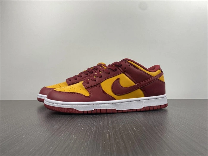 Timeless Nike Dunk Low Midas Gold DD1391- 4810