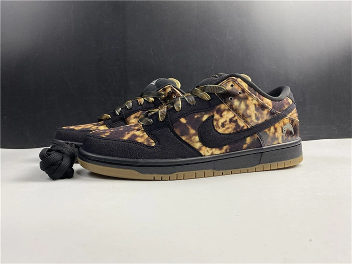 Nike Dunk SB Low Pushead 2 536356- Chic 4930