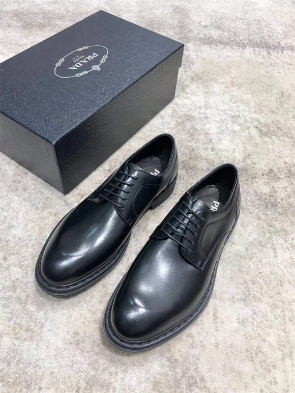 PRADA TimelessDesign 3240