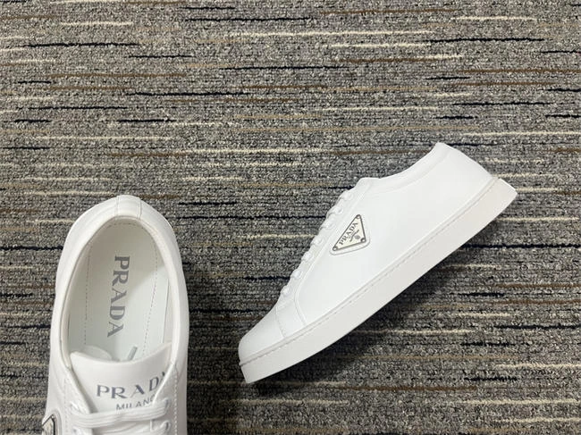 Prada Leather Sneaker Fashionable 3312