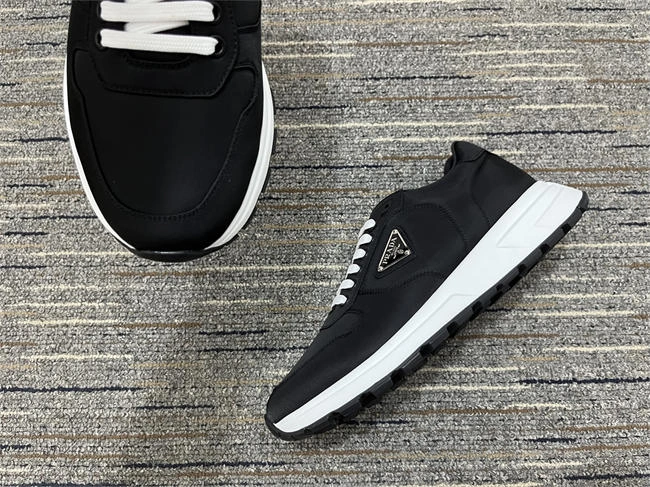 Prada Sneaker Trendy 3352