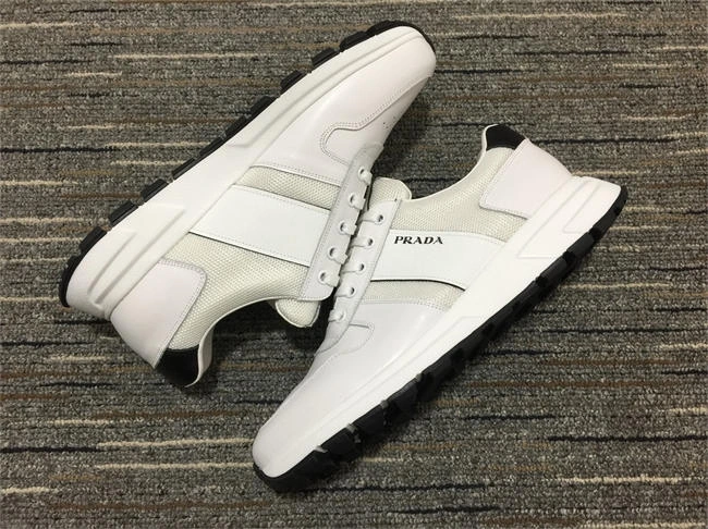 Prada Sneaker Functional 3381